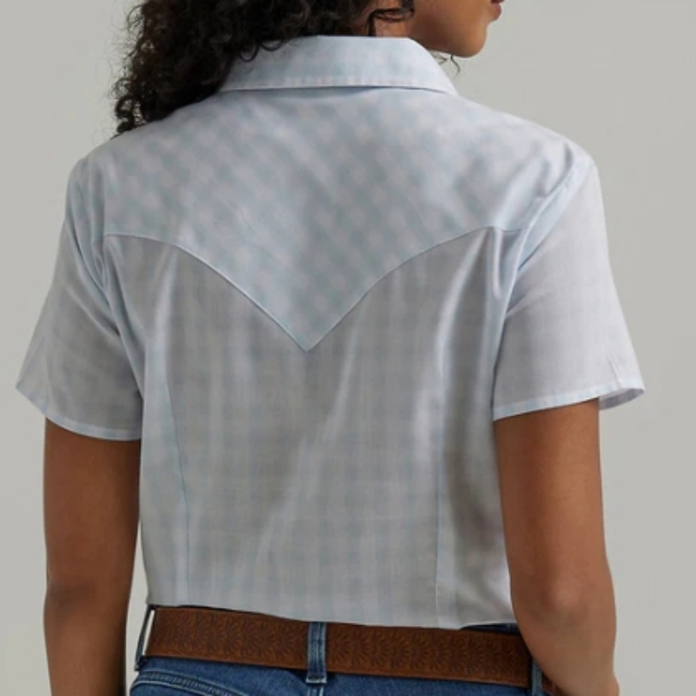 Wrangler Women's Blue And White Checkered Short Sleeve Shirt - Picture 2 of 5